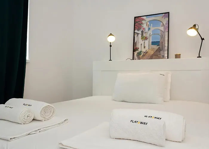 The Residential 1-bd With An Outdoor Thermal Pool By Flat Mаnager *